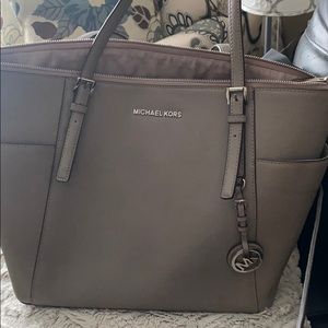 Michael Kors Tote